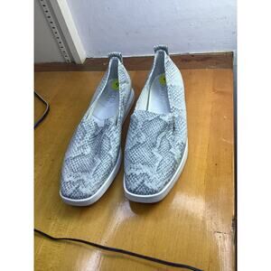 Franco Women's Sarto Boston Snake/Animal Print Square Toe Slip On Size 9M